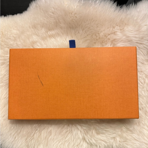 Louis Vuitton Box Set - Picture 10 of 10